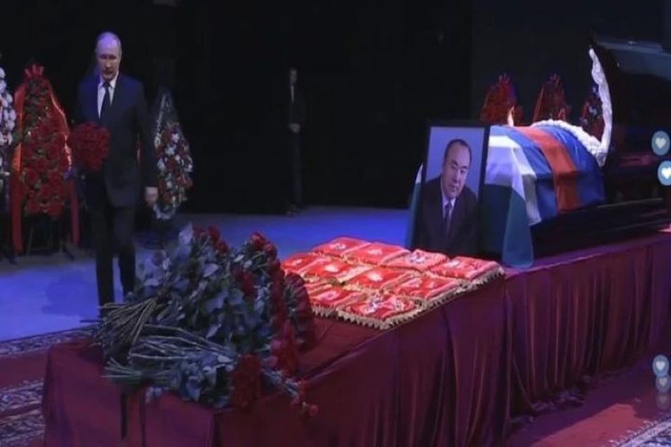 Путин принял участие в церемонии прощания с первым президентом Башкирии Рахимовым Фото: кадр из видеотрансляции