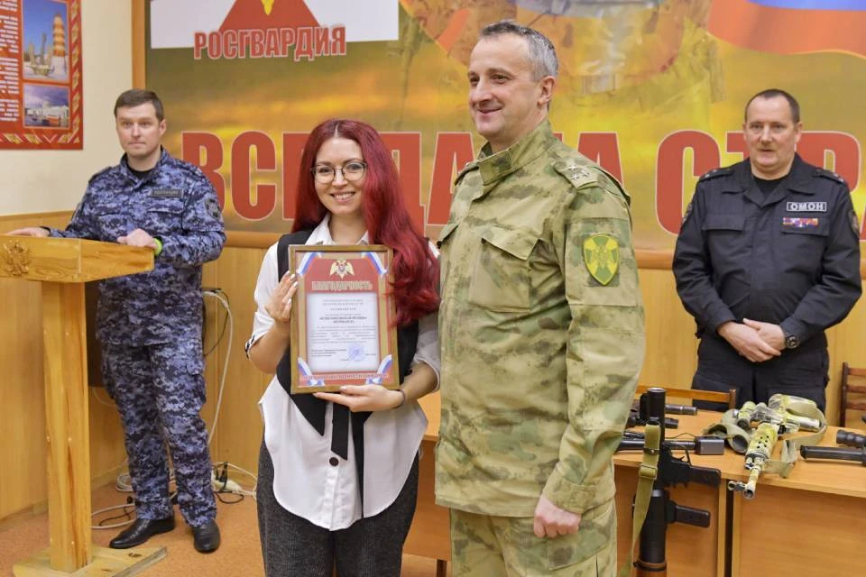 Коллектив "Комсомольской правды"-Мурманск" получил благодарность от Управления Росгвардии региона.