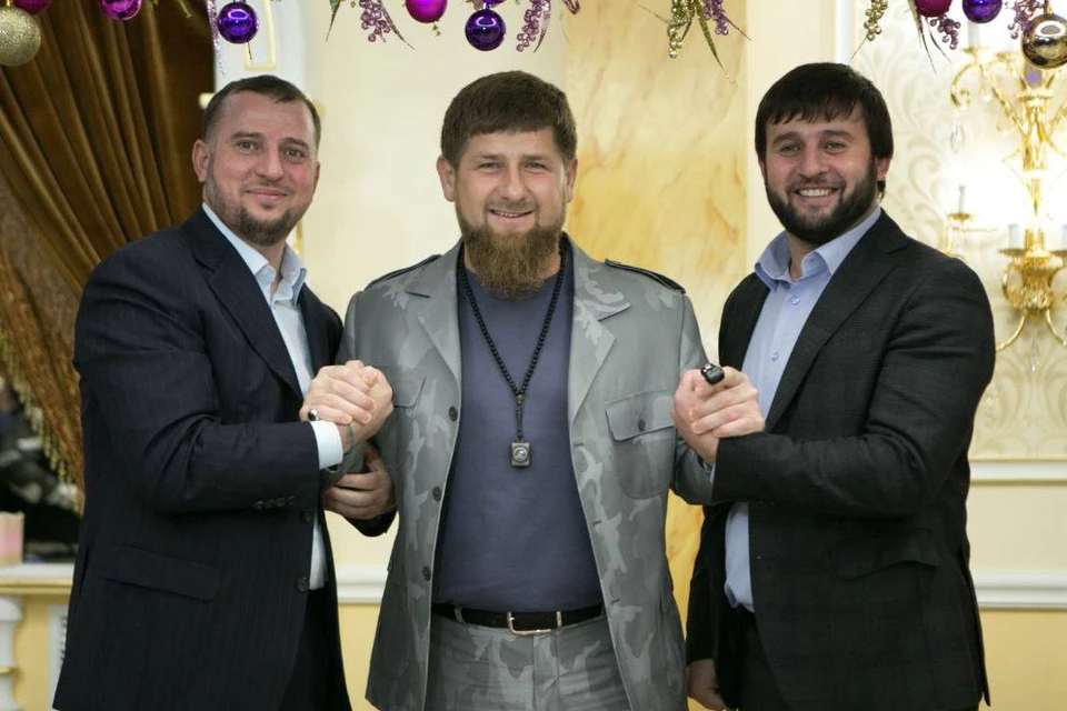 Рамзан Кадыров и братья Алаудиновы. Фото: Телеграм-канал Рамзана Кадырова.