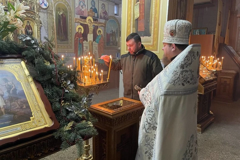 Денис Пушилин посетил один из православных храмов. Фото: Телеграм-канал руководителя Республики