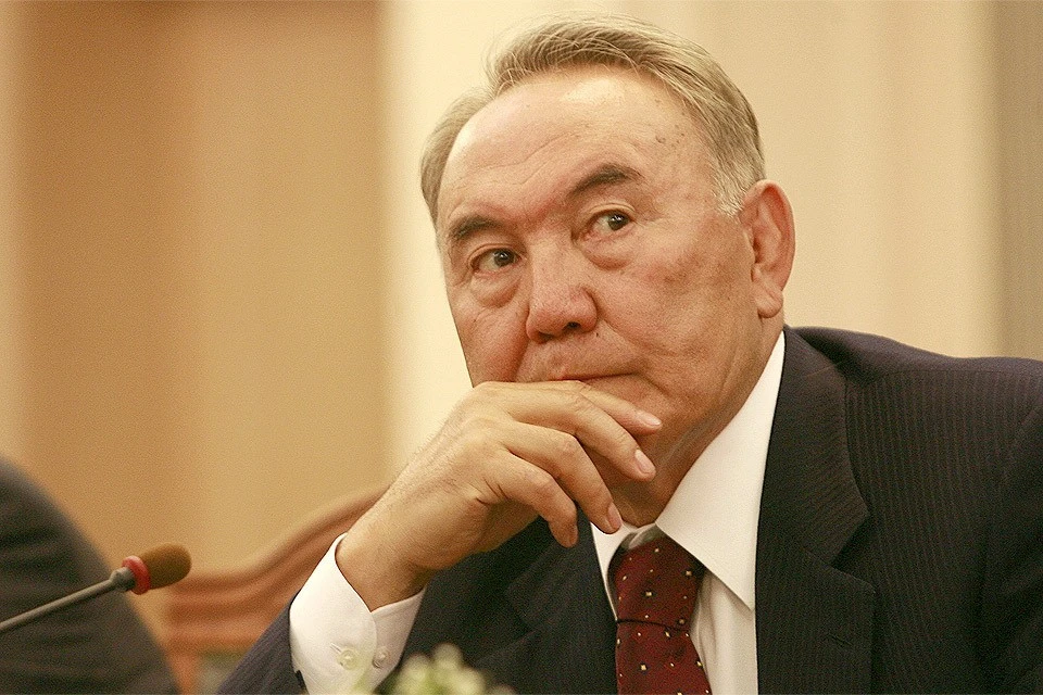 Нурсултан Назарбаев госпитализирован, его готовят к операции на сердце