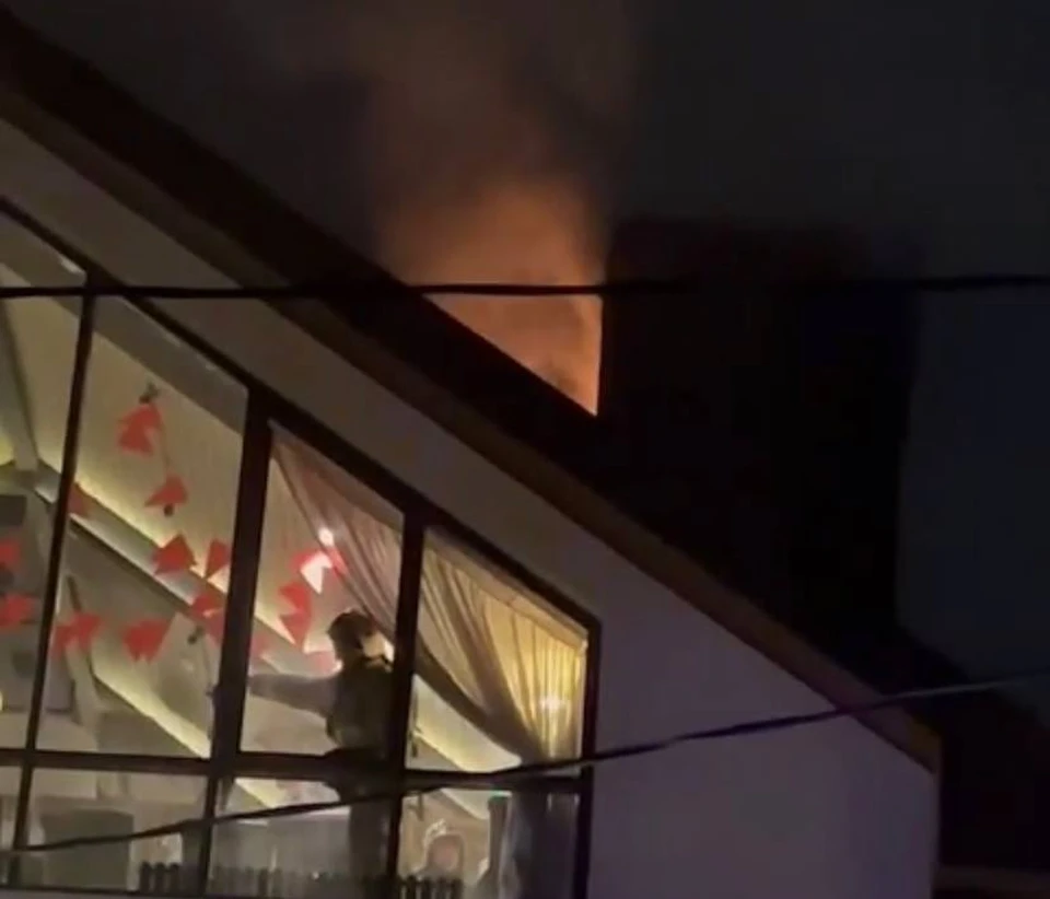 В ресторане «Петр Петрович» в Туле произошел пожар: эвакуировали 93 человека