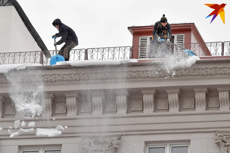 Белорусам предложили пожаловать на уборку снега, работу ЖКХ и номера 115.