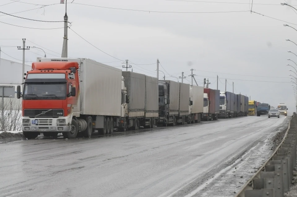 В Волгограде временно введут запрет на проезд большегрузов