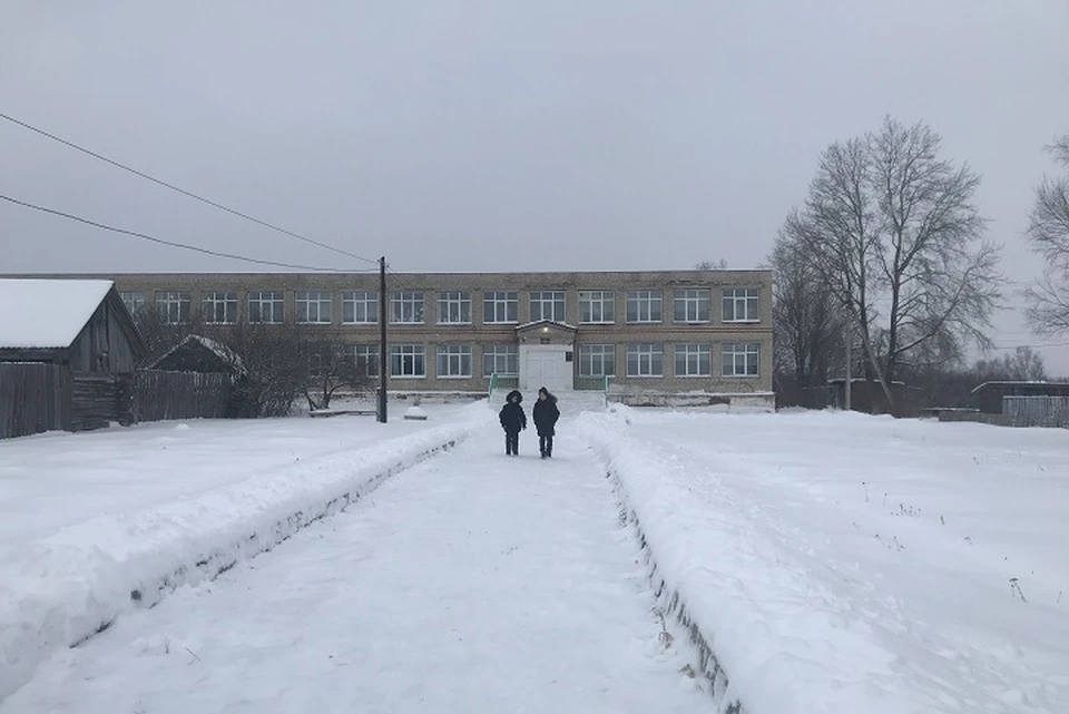 Режим свободного посещения школ продлили в Хабаровске