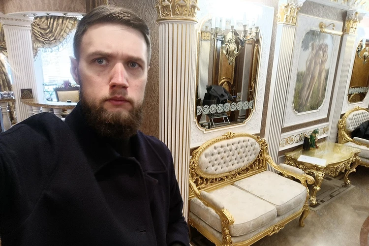 Как выглядит квартира-Версаль с дизайном от Зураба Церетели за 440 миллионов рублей в Москве: От фото рябит в глазах