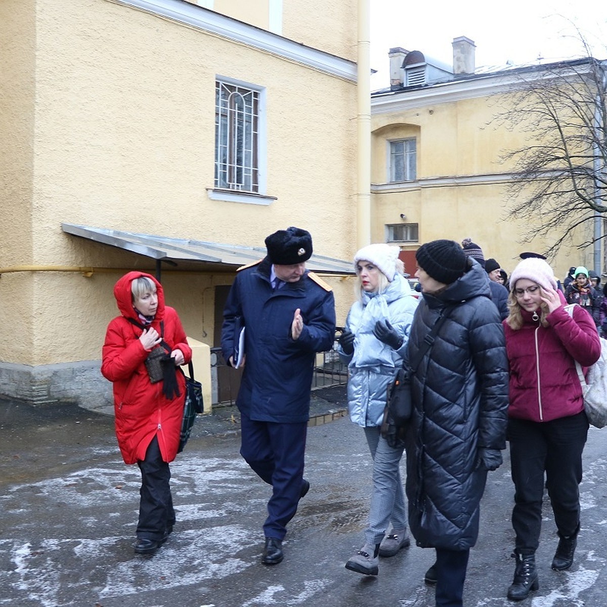 Мы примем все меры, чтобы защитить права граждан»: новый глава  петербургского СК встретился с противниками реновации - KP.RU