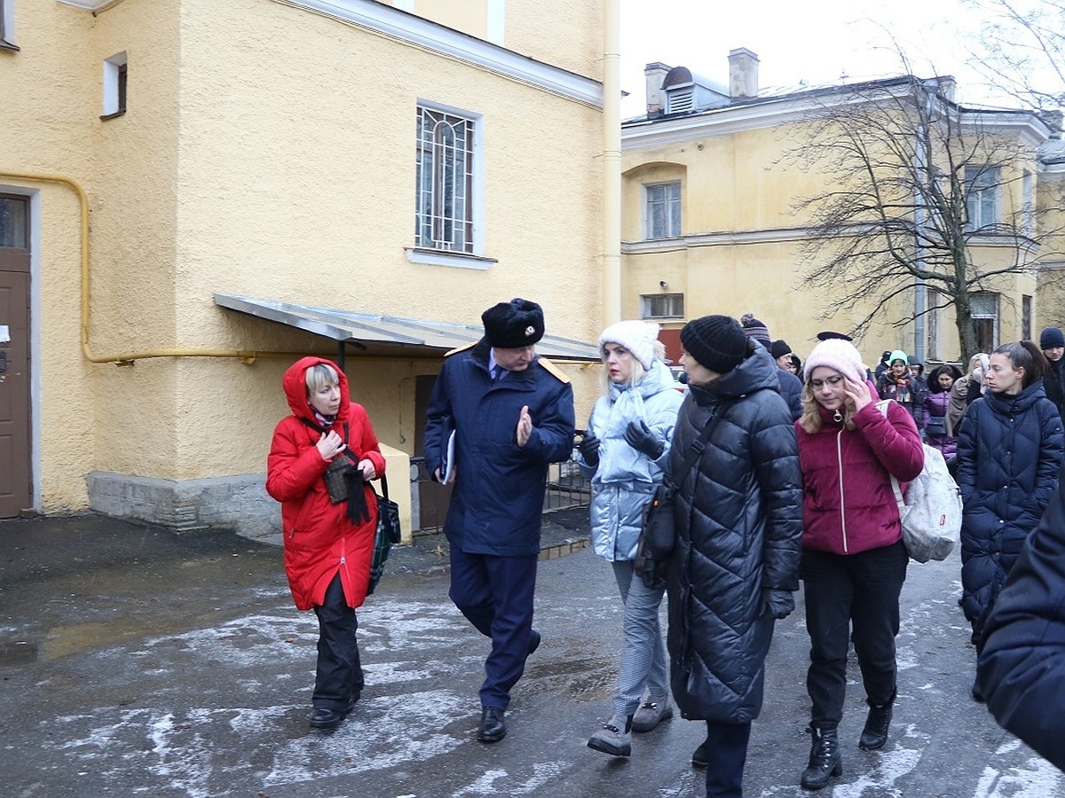 Мы примем все меры, чтобы защитить права граждан»: новый глава  петербургского СК встретился с противниками реновации - KP.RU