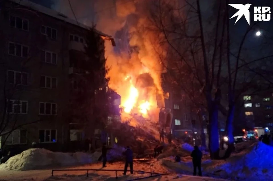 В результате взрыва бытового газа в Новосибирске погибли 13 жителей пятиэтажки