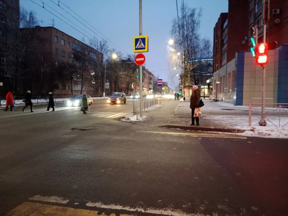 Свет вернули ночью