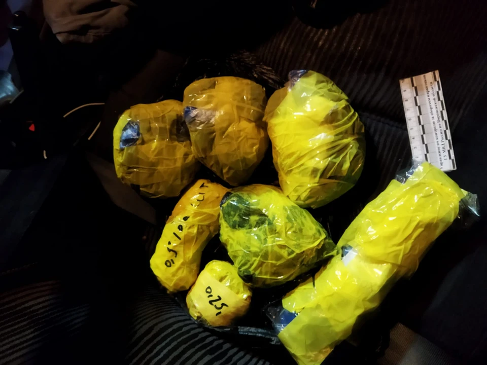 Оперативники изъяли крупную партию наркотиков.