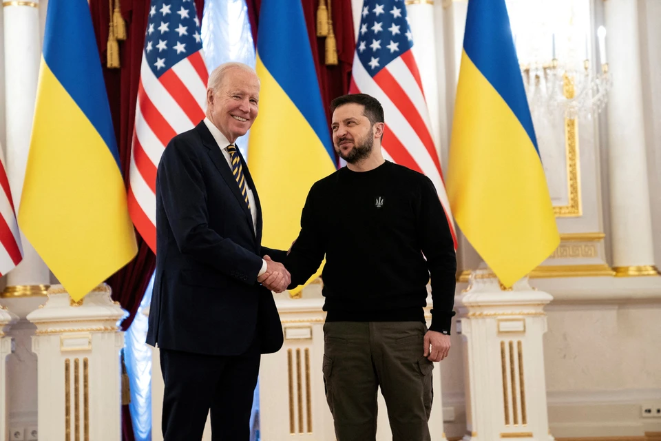 Американская журналистка заявила, что Байден приехал в Киев для поднятия своего рейтинга.