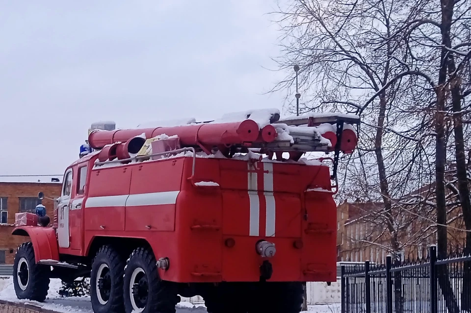 Три пожарных отделения тушили кухню в доме в селе под Липецком