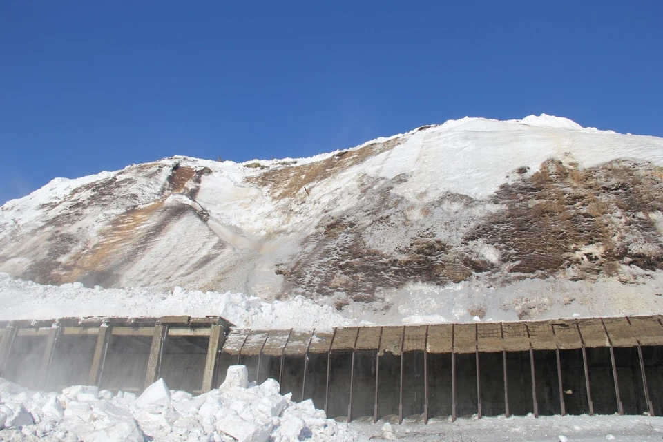 Спасатели объявили лавинную опасность в 10 районах Сахалина