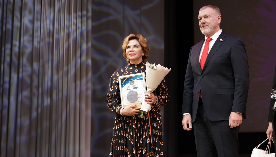 Церемония награждения премией "Женщина года". Фото: Волгоградская областная Дума.