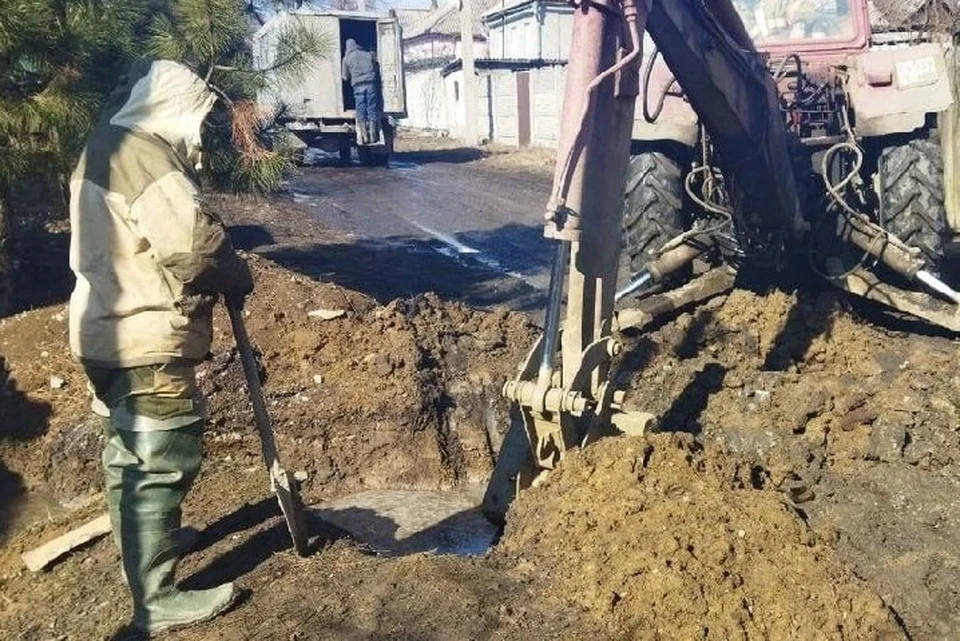 Сотрудники предприятия устранили 35 прорывов водопроводных сетей. Фото: пресс-службе Минстроя ДНР