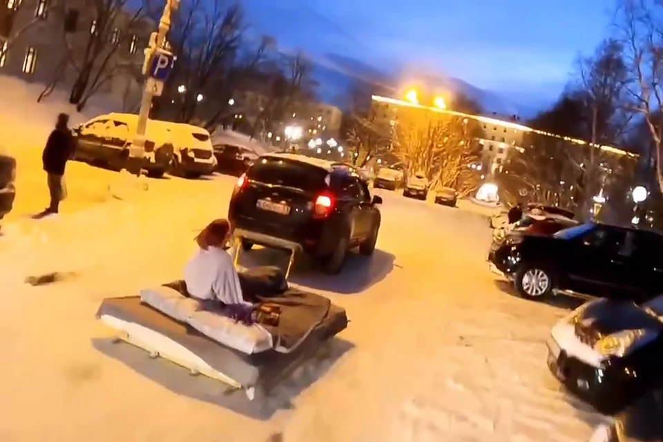 Северянина оштрафовали на тысячу рублей. Фото: скриншот видео / t.me/murmansk_chp