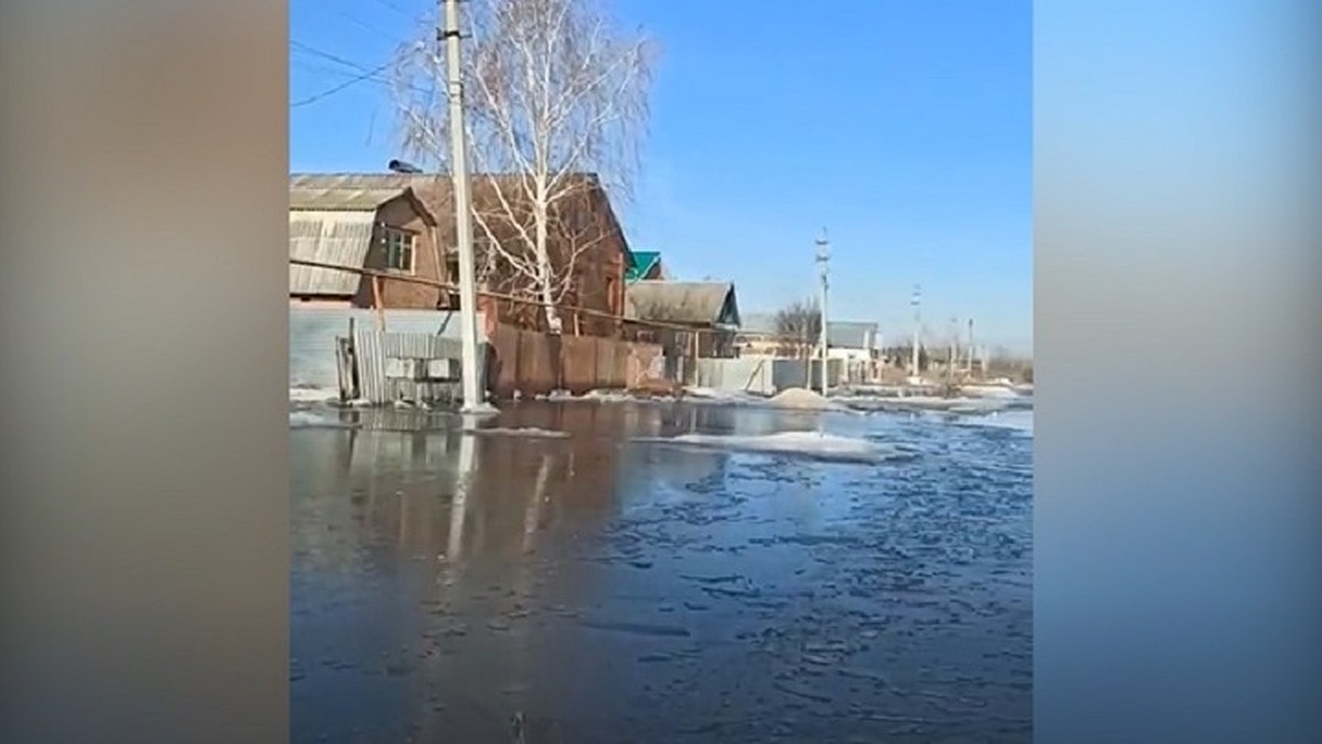 Талые воды затопили 46 участков, три моста и дорогу в Самарской области 13  марта 2023 - KP.RU