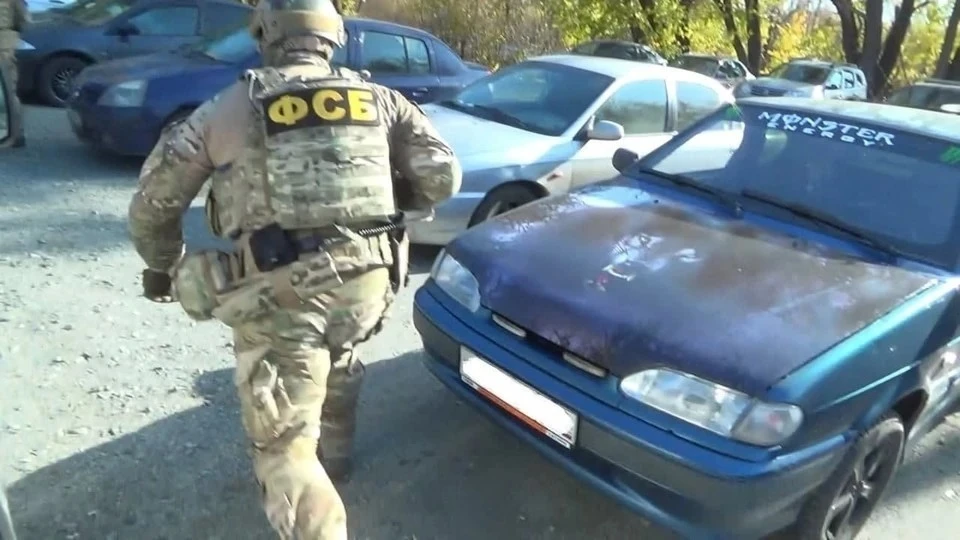 Россиянин задержан сотрудниками ФСБ за попытку вступить в вооруженные формирования Украины. Фото: Следственное управление СК по Челябинской области
