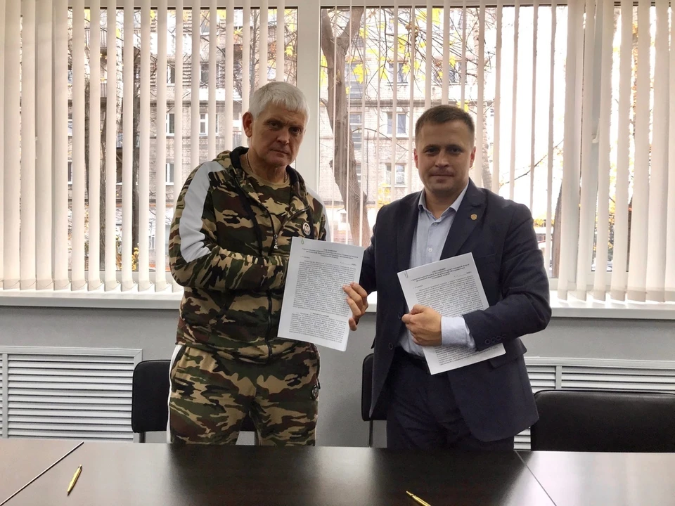 ФОТО: группа в ВК минспорта Ульяновской области, Соболев крайний справа