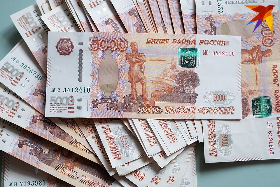 За три года такой незаконной деятельности сотрудники университета положили себе в карман почти пять миллионов рублей.