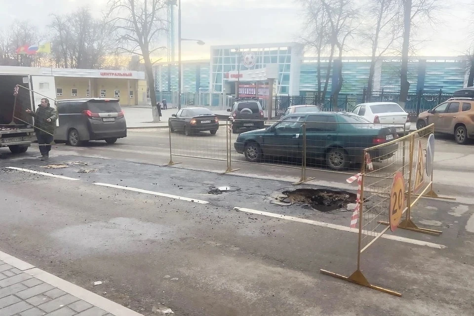 В Липецке сотрудники водоканала восстановили прорванный трубопровод на улице Первомайской