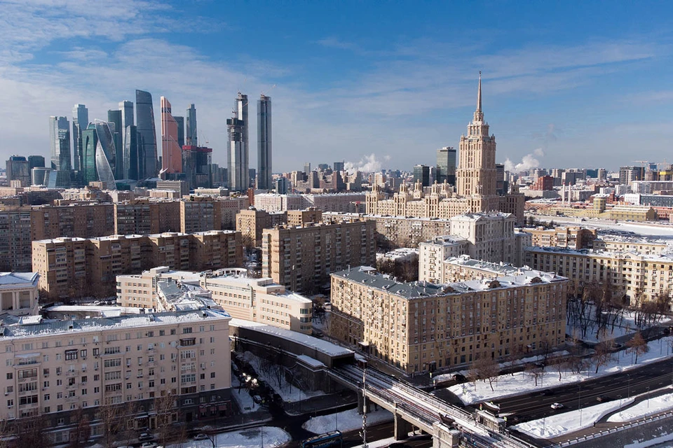 Нейросеть показала, какими были бы районы Москвы в человеческом обличии