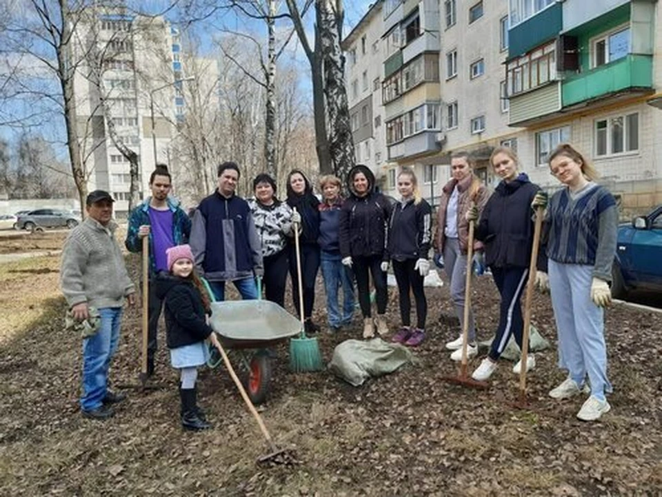 Наводить чистоту веселее сообща