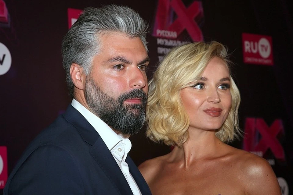 Полина Гагарина и Дмитрий Исхаков развелись после шести лет брака.