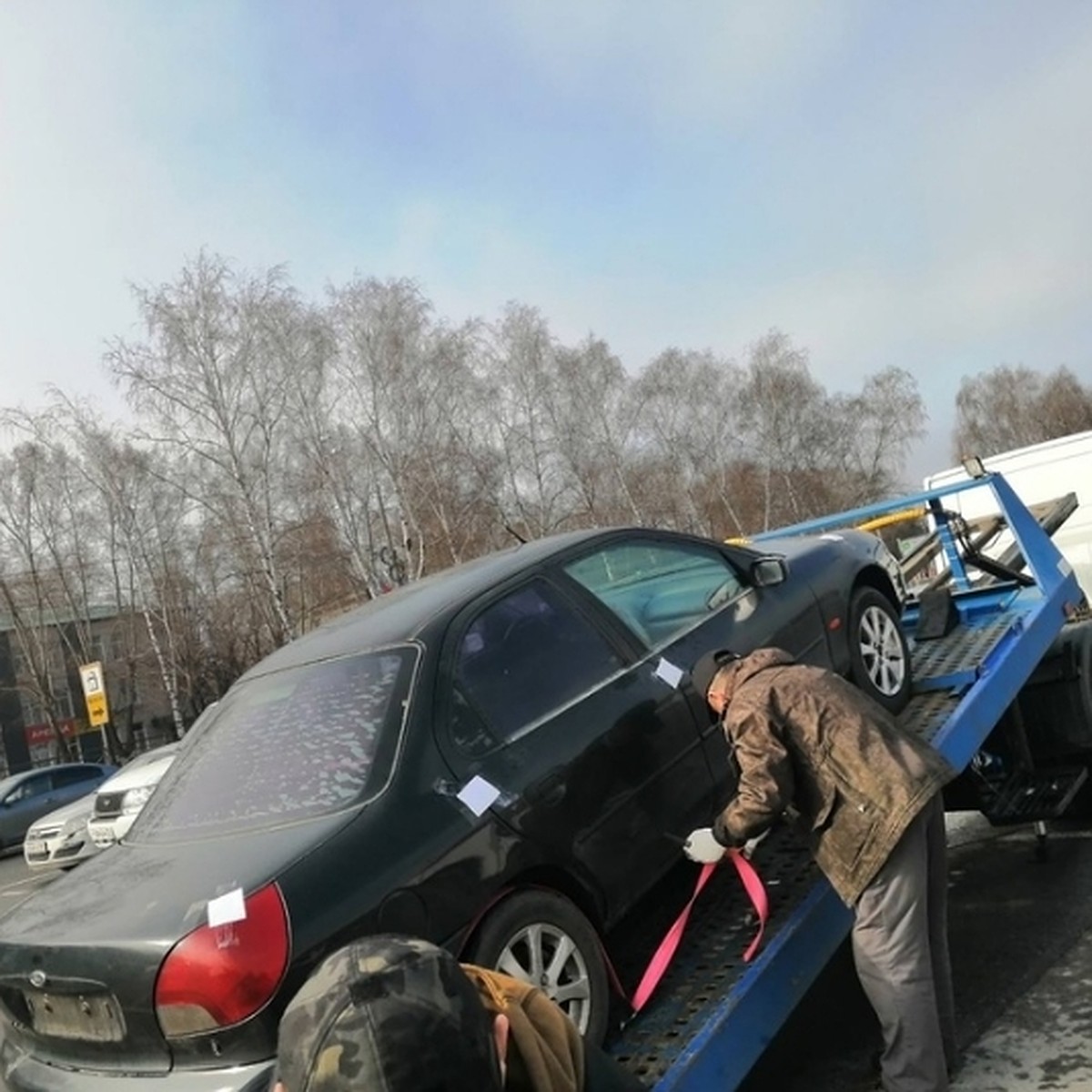 В Ульяновске у злостного алиментщика изъяли автомобиль - KP.RU