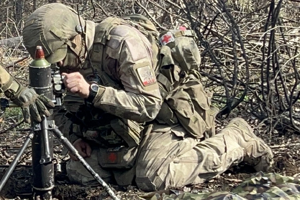 В Новосибирске военный, потерявший ноги, хочет научиться ходить на протезах и вернуться в зону СВО.