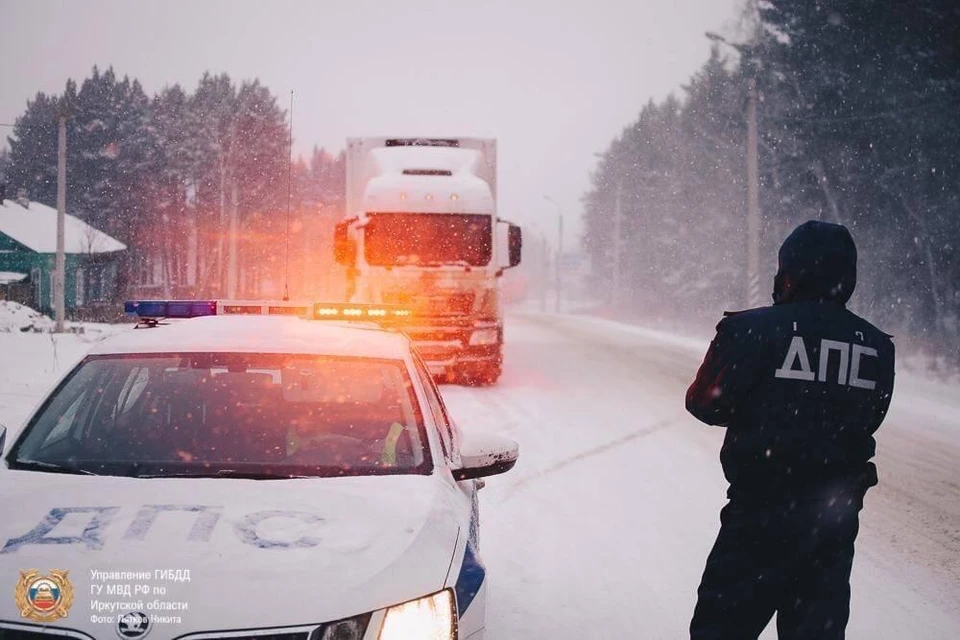 Ограничение движения для большегрузов ввели на трассе «Байкал» с 30 по 85 км