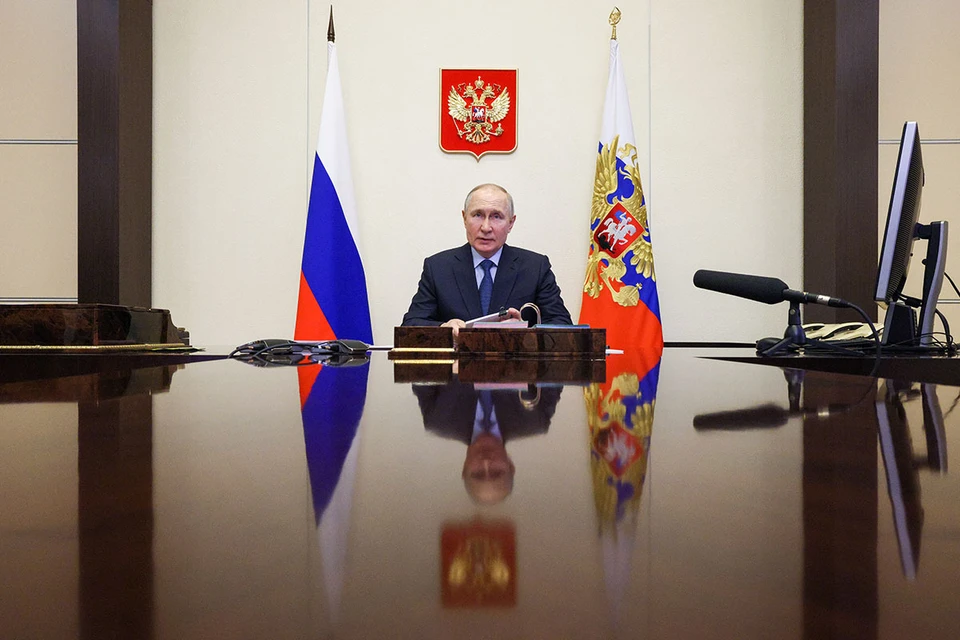 Во вторник Владимир Путин провел с правительством совещание по экономическим вопросам. Фото: Гавриил Григоров/пресс-служба президента РФ/ТАСС