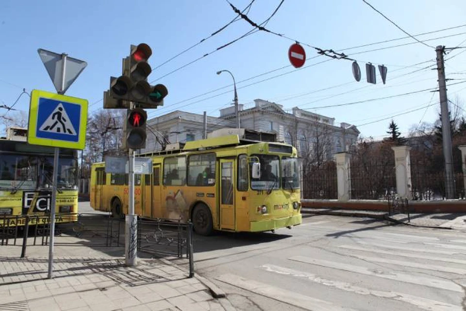 В Иркутске в 2023 году отремонтируют девять дорог, ведущих к социальным объектам