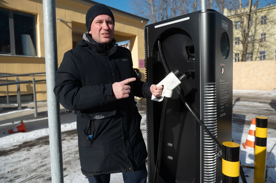 В 2023 году в Петербурге установят 45 электрозаправочных станций для автомобилей