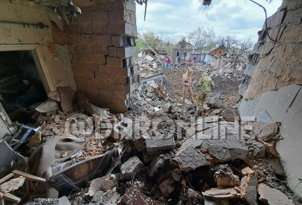В районе повреждены дома и пострадали мирные жители. Фото: ДНР Онлайн