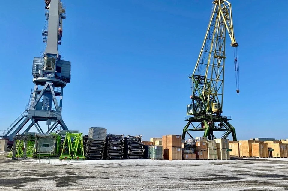 Возобновилось грузовое сообщение через речной пункт пропуска «Хабаровск»