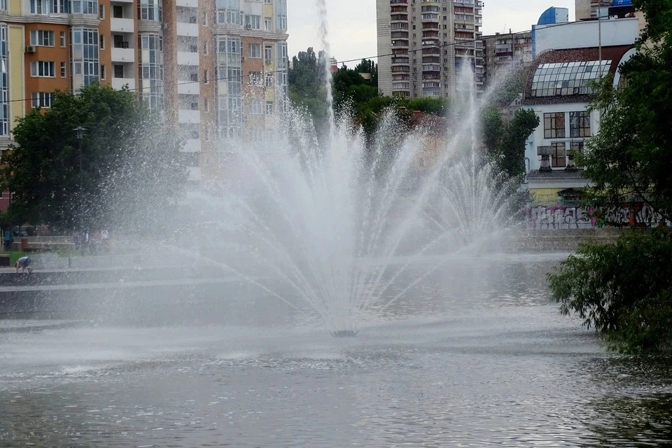 Фонтан у Комсомольского пруда заработает в июне