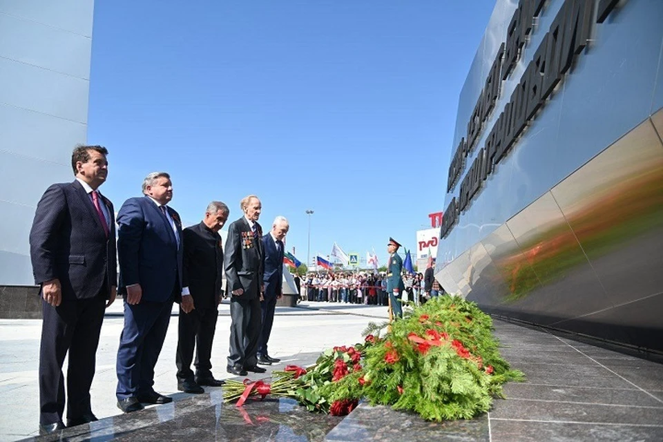 Высота стелы - 26 метров. Фото: пресс-служба раиса Татарстана