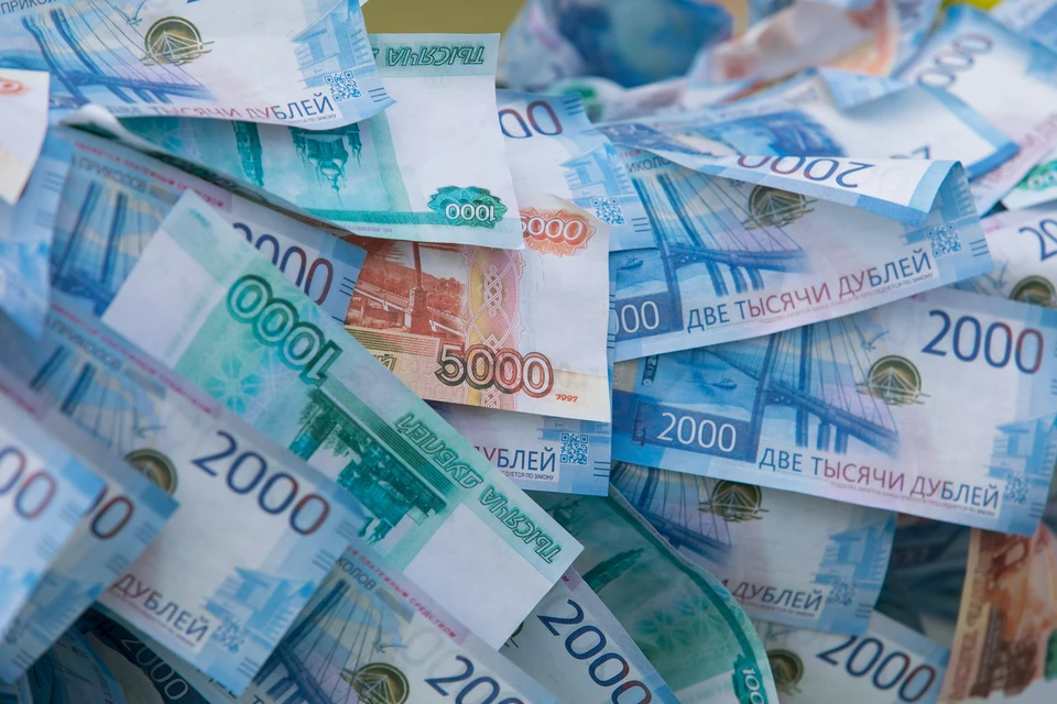 В Волгоградской области бухгалтер ЦРБ с премий врачей украла 2,3 млн рублей