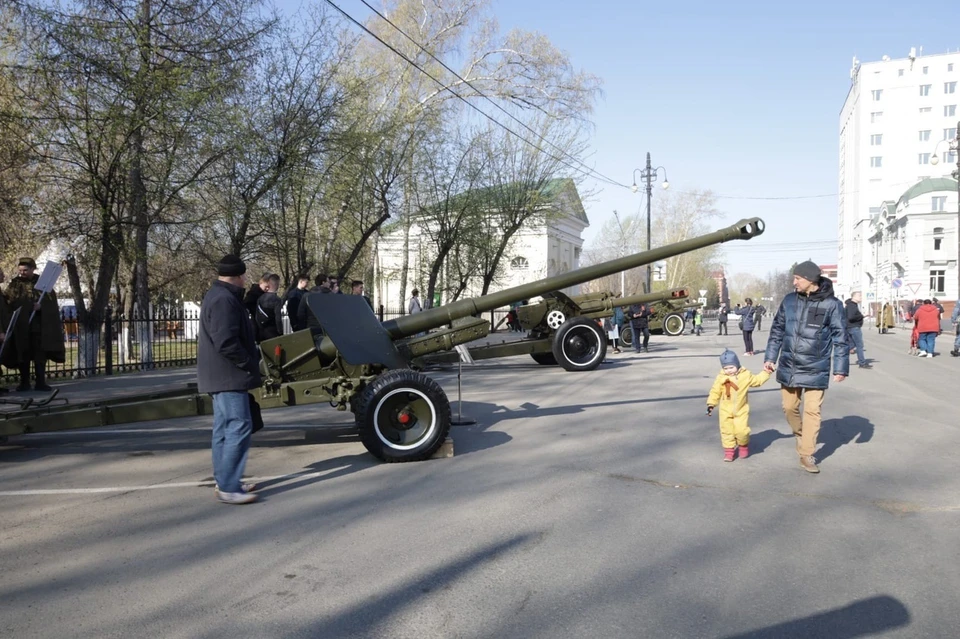 Музей военной техники посетили десятки томичей.