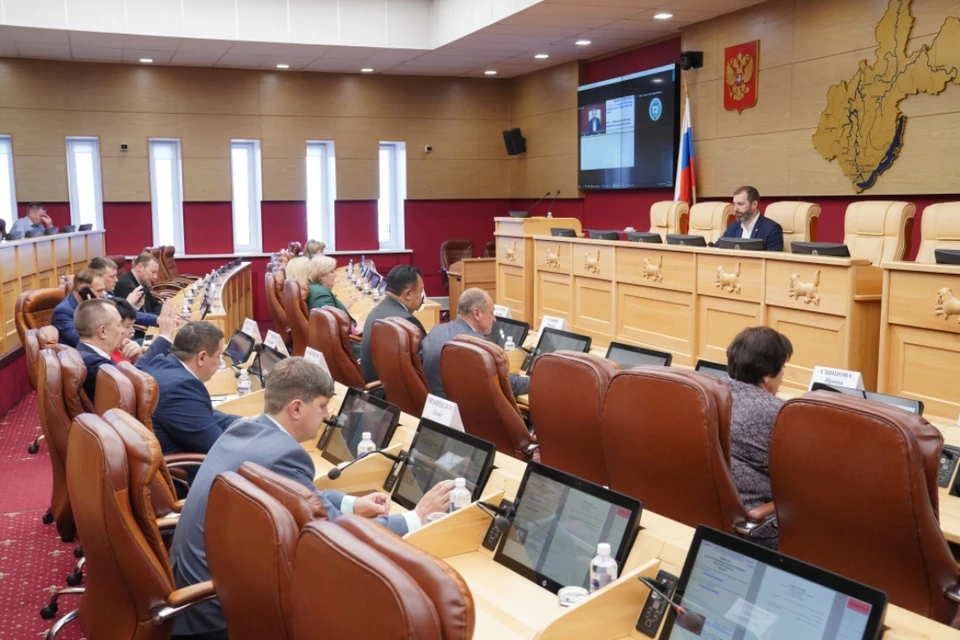 Около 40 вопросов рассмотрят на сессии ЗС Иркутской области 17 мая.