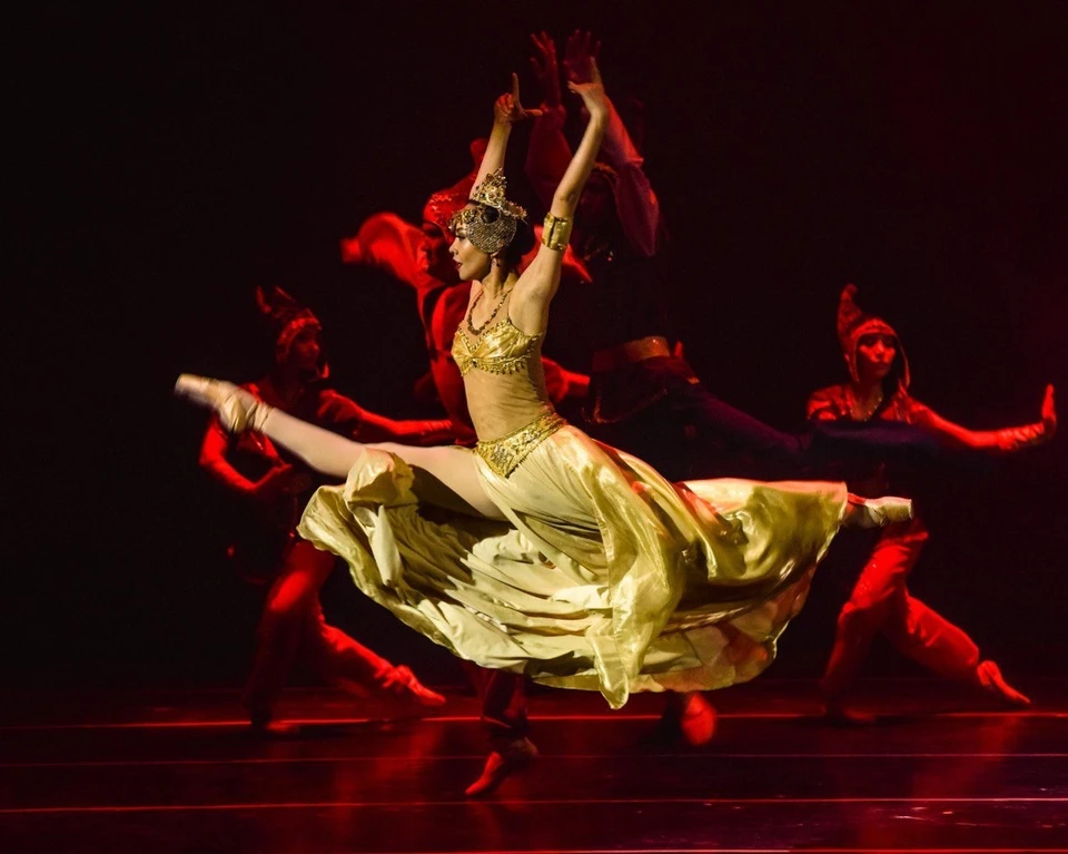 Театр Танца Булата Аюханова представит алматинскому зрителю два спектакля «Скифы. Южная ночь» и «Ромео и Джульетта».