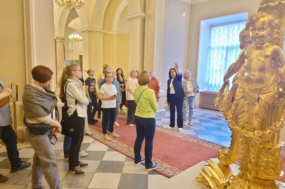 В Петербурге более 230 человек посетили Мариинский дворец в «Ночь музеев». Фото: t.me/a_belsky