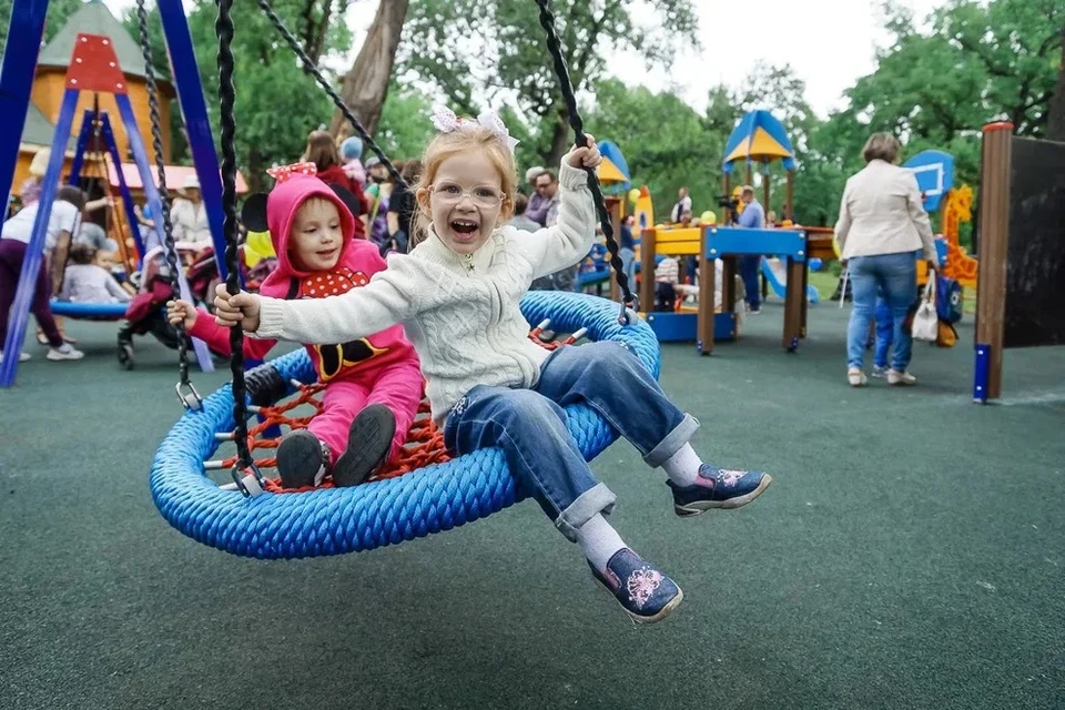 К началу сезона все лагеря основательно подготовили.
