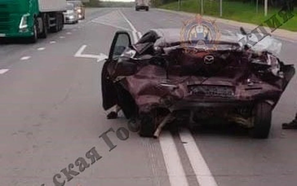 В попутном столкновении под Тулой пострадали водитель и пассажир автомобиля Mazda