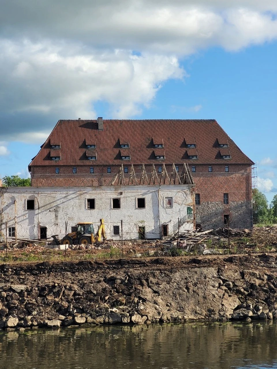 Фото: группа "Башни Востока".