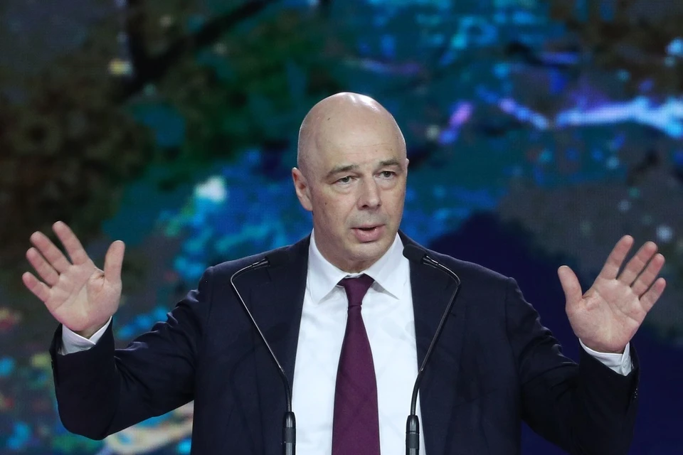 Глава Минфина заявил, что доллар бросил вызов России, а не наоборот
