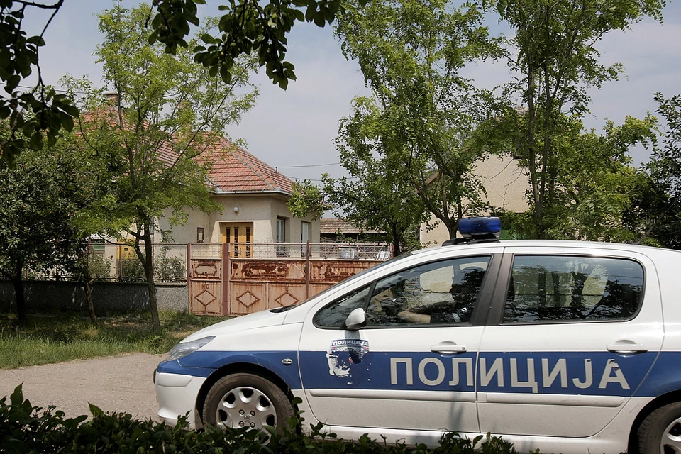 Правоохранители прибыли на место происшествия и взломали двери в квартиру, однако уже было поздно