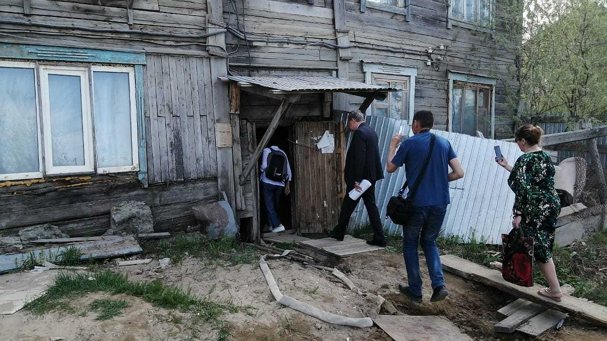 Ни разу на квартале не были, а сейчас бьют в барабаны». Глава Якутии  раскритиковал пиар за счет 17-го квартала - KP.RU